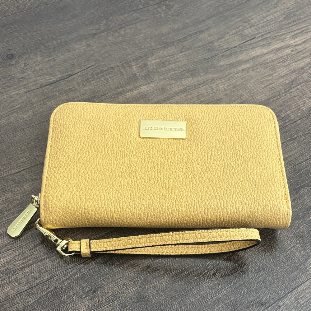 NWT Liz Claiborne Yellow Wristlet Wallet